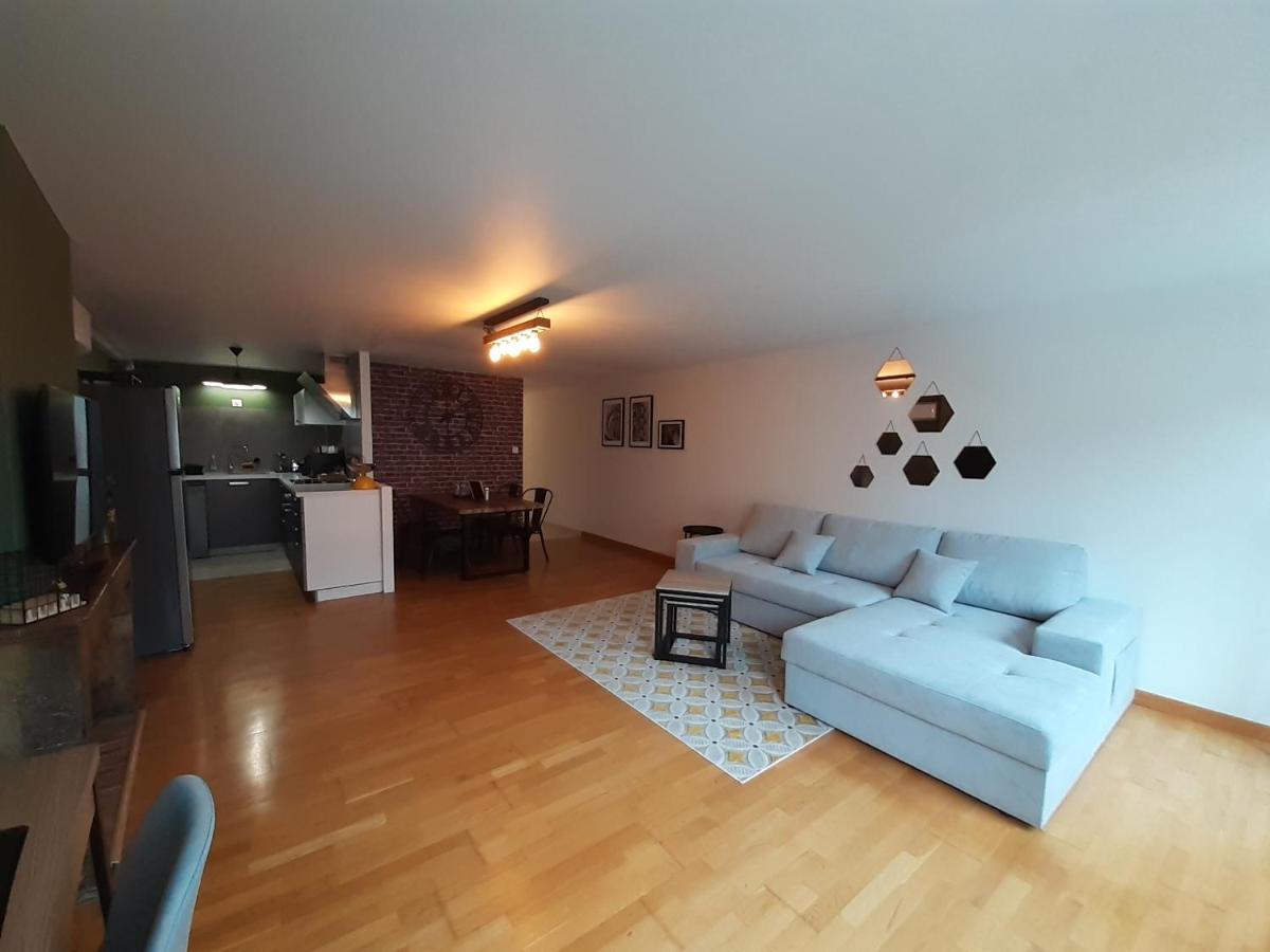 Le Pinaud Apartment Epinal Exterior photo